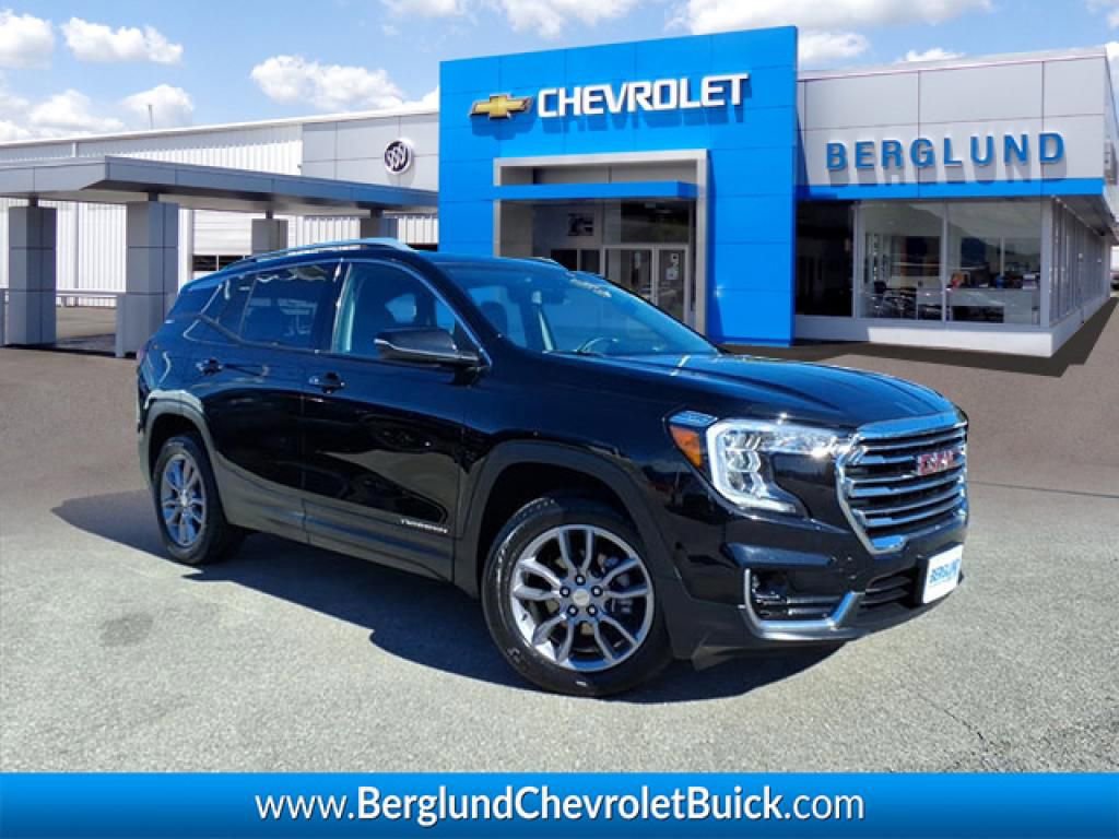 Used 2024 GMC Terrain SLT