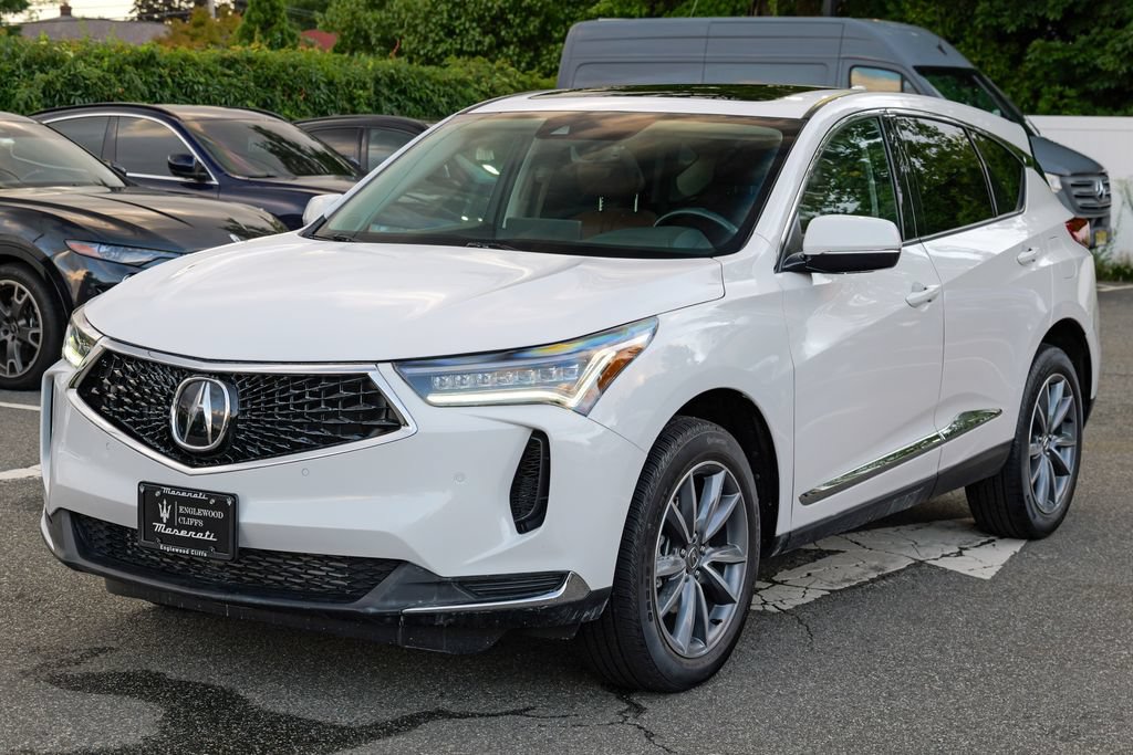Used 2024 Acura RDX w/ Technology Package AWD/4WD image 3