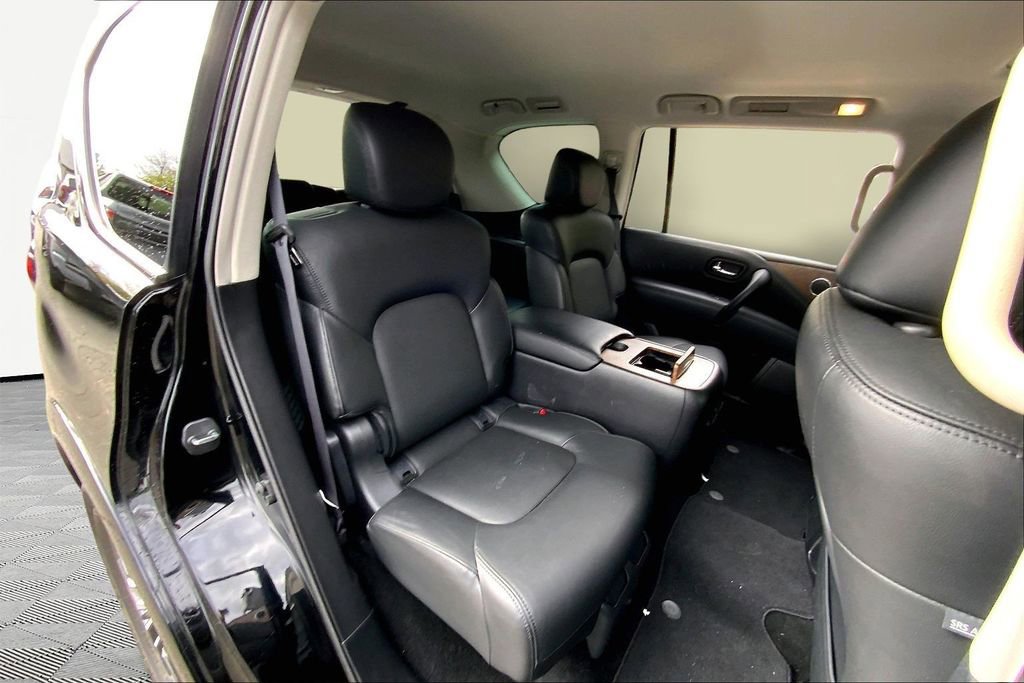 Used 2023 Nissan Armada SL w/ Captain's Chairs Package image 17