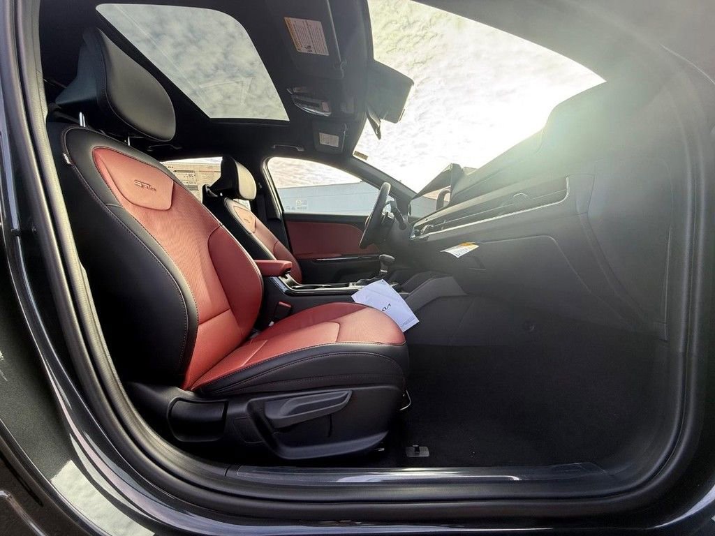 New 2026 Kia K4 GT-Line Turbo FWD image 11