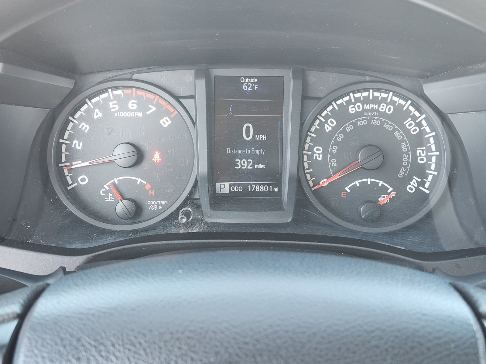 Used 2018 Toyota Tacoma SR image 19