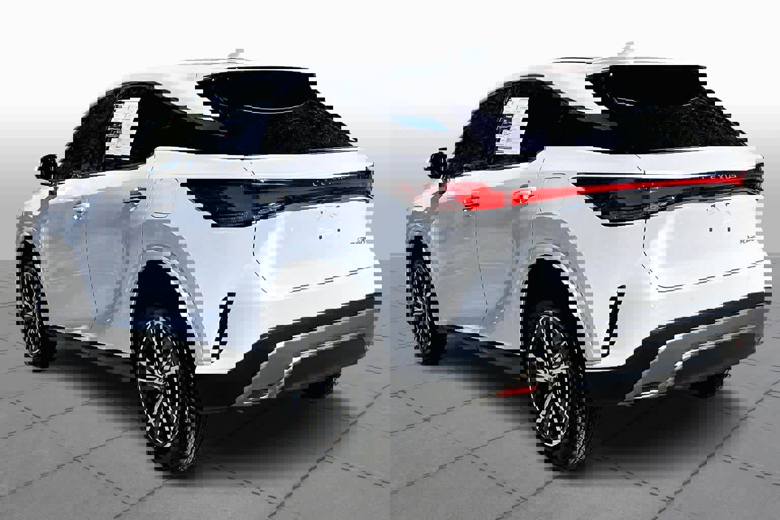 Used 2024 Lexus RX 350 w/ Technology Package image 12