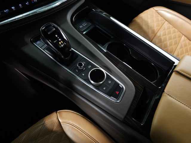 Certified 2024 Cadillac Escalade Sport w/ LPO, ONYX Package image 41