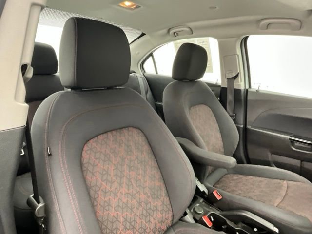 Used 2020 Chevrolet Sonic LT w/ RS Package image 12