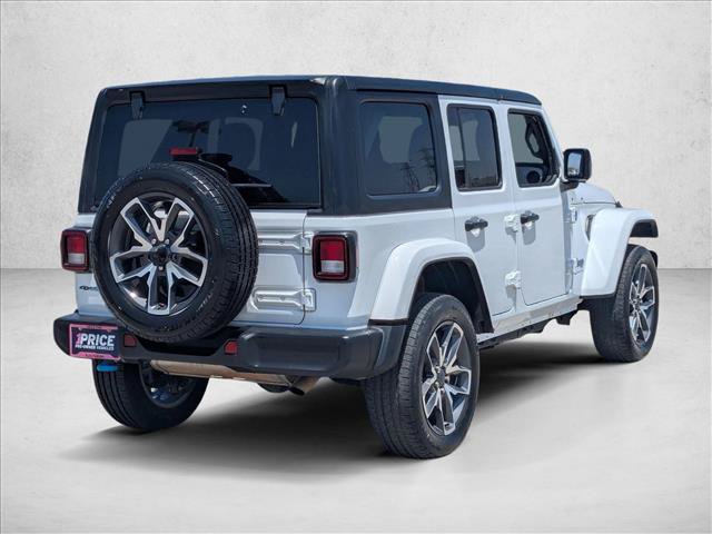 Used 2024 Jeep Wrangler Unlimited AWD/4WD image 5