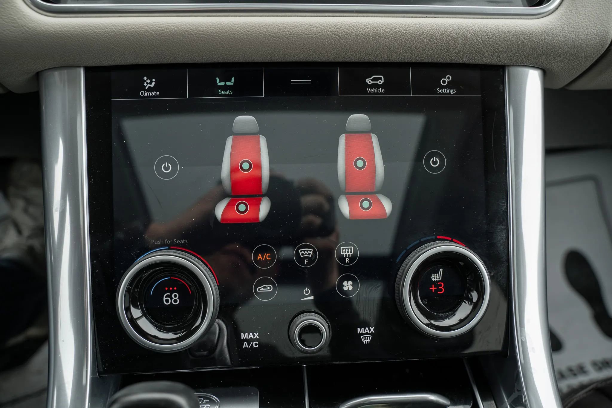 Used 2020 Land Rover Range Rover Sport HSE image 28