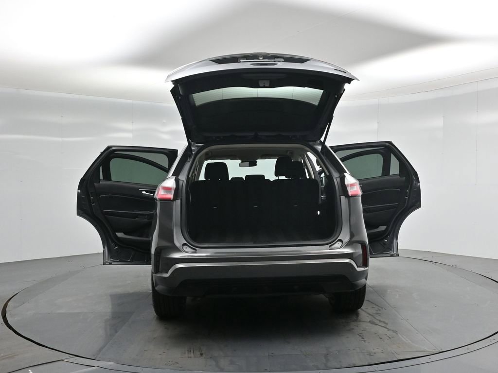Certified 2022 Ford Edge SE w/ Black Appearance Package image 34