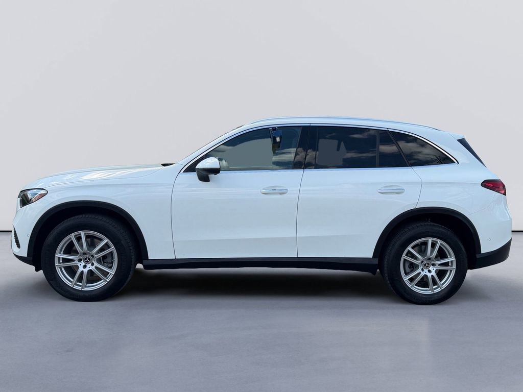 Used 2024 Mercedes-Benz GLC 300 4MATIC image 6