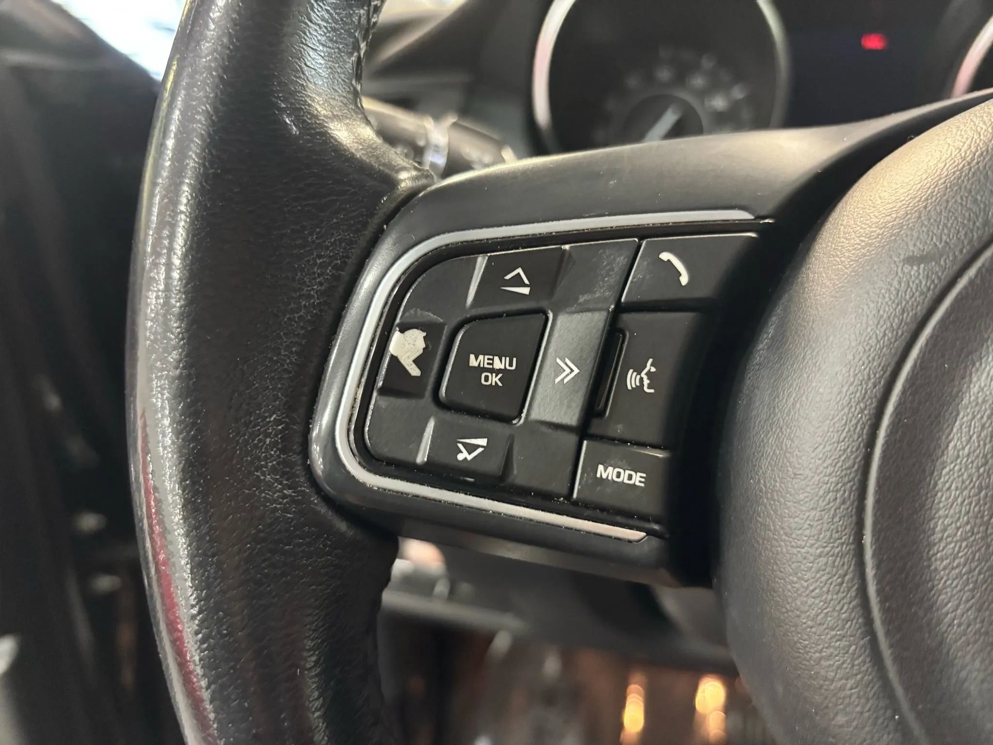 Used 2018 Jaguar E-PACE S image 25