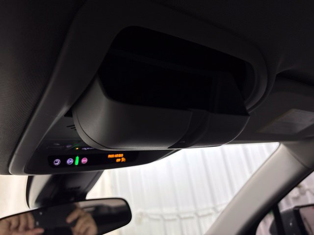 Used 2025 Chevrolet Blazer LT FWD image 33
