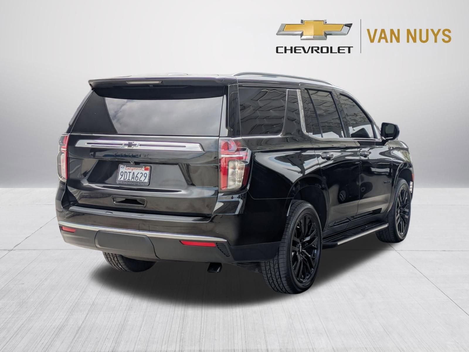 Used 2023 Chevrolet Tahoe LS RWD image 5
