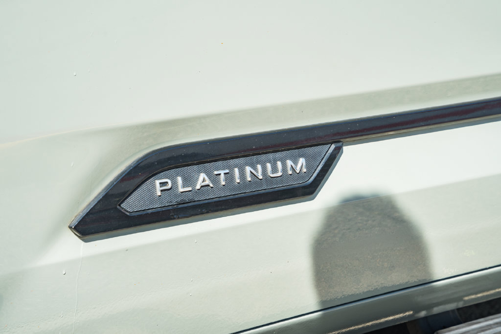 Used 2024 Toyota Tundra Platinum AWD/4WD image 14