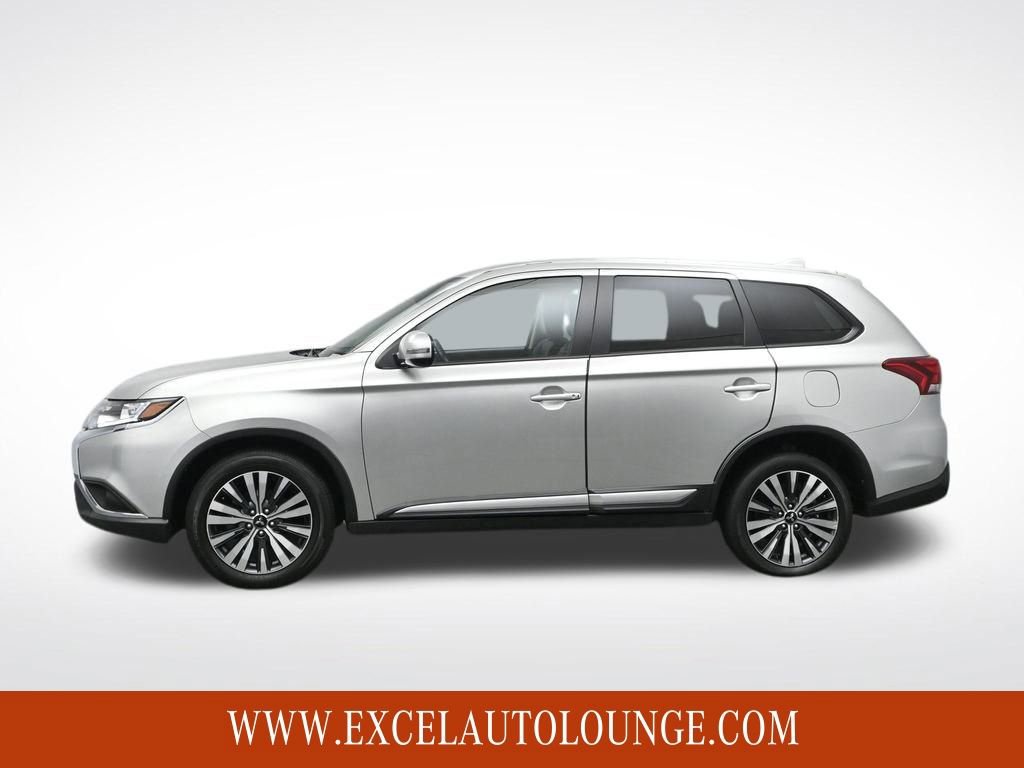 Used 2020 Mitsubishi Outlander SEL image 3