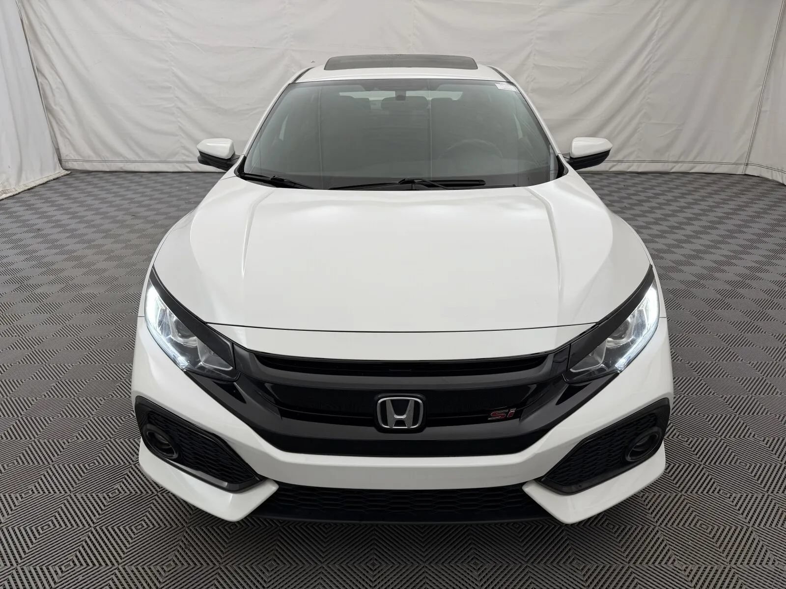 Used 2018 Honda Civic Si image 3