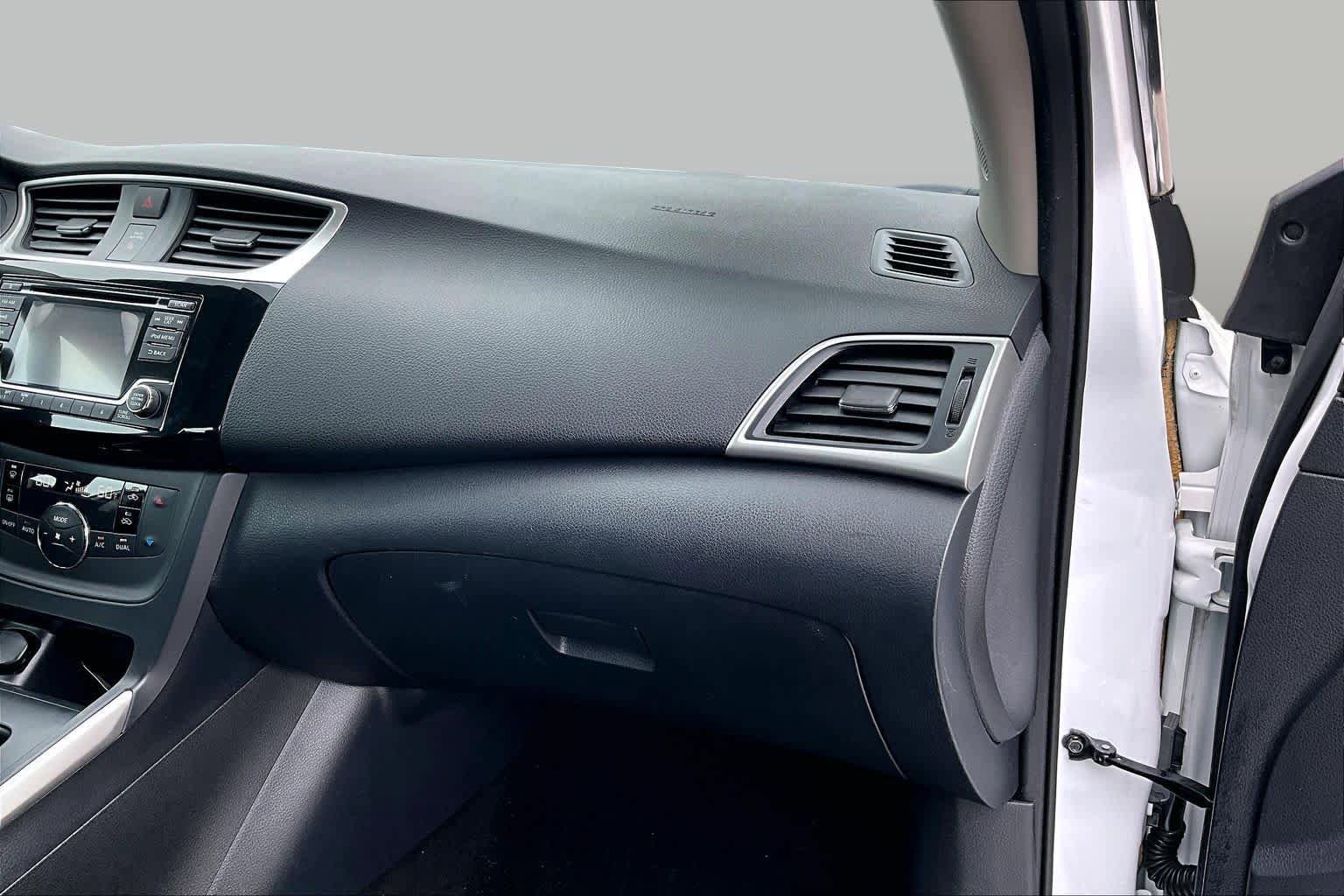Certified 2018 Nissan Sentra SV w/ Protection Package FWD image 18