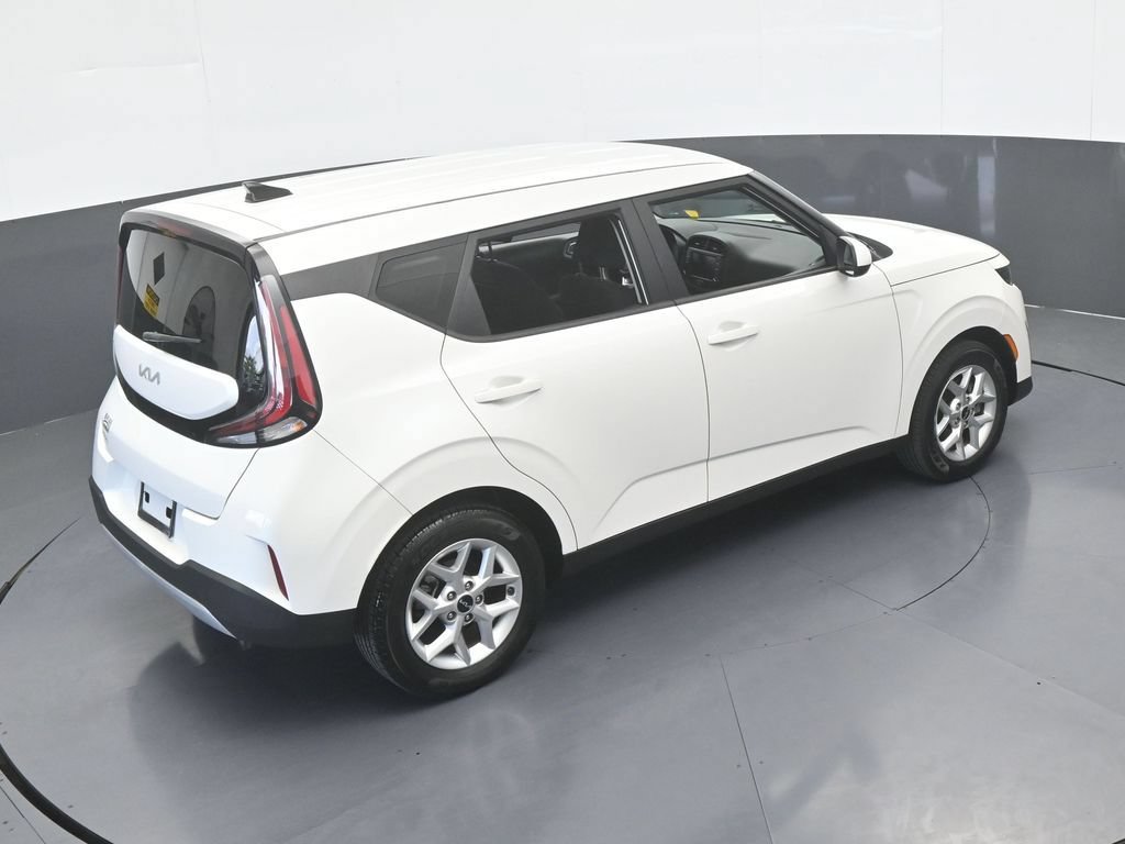 Used 2024 Kia Soul LX w/ Option Group 015 FWD image 47