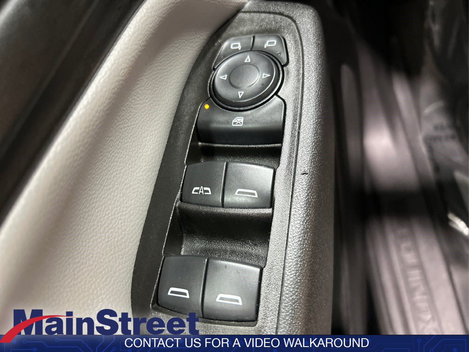 Used 2024 Chevrolet Equinox LS w/ LS Convenience Package FWD image 28