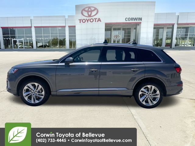 Used 2020 Audi Q7 3.0T Premium Plus w/ Premium Plus Package AWD/4WD image 2