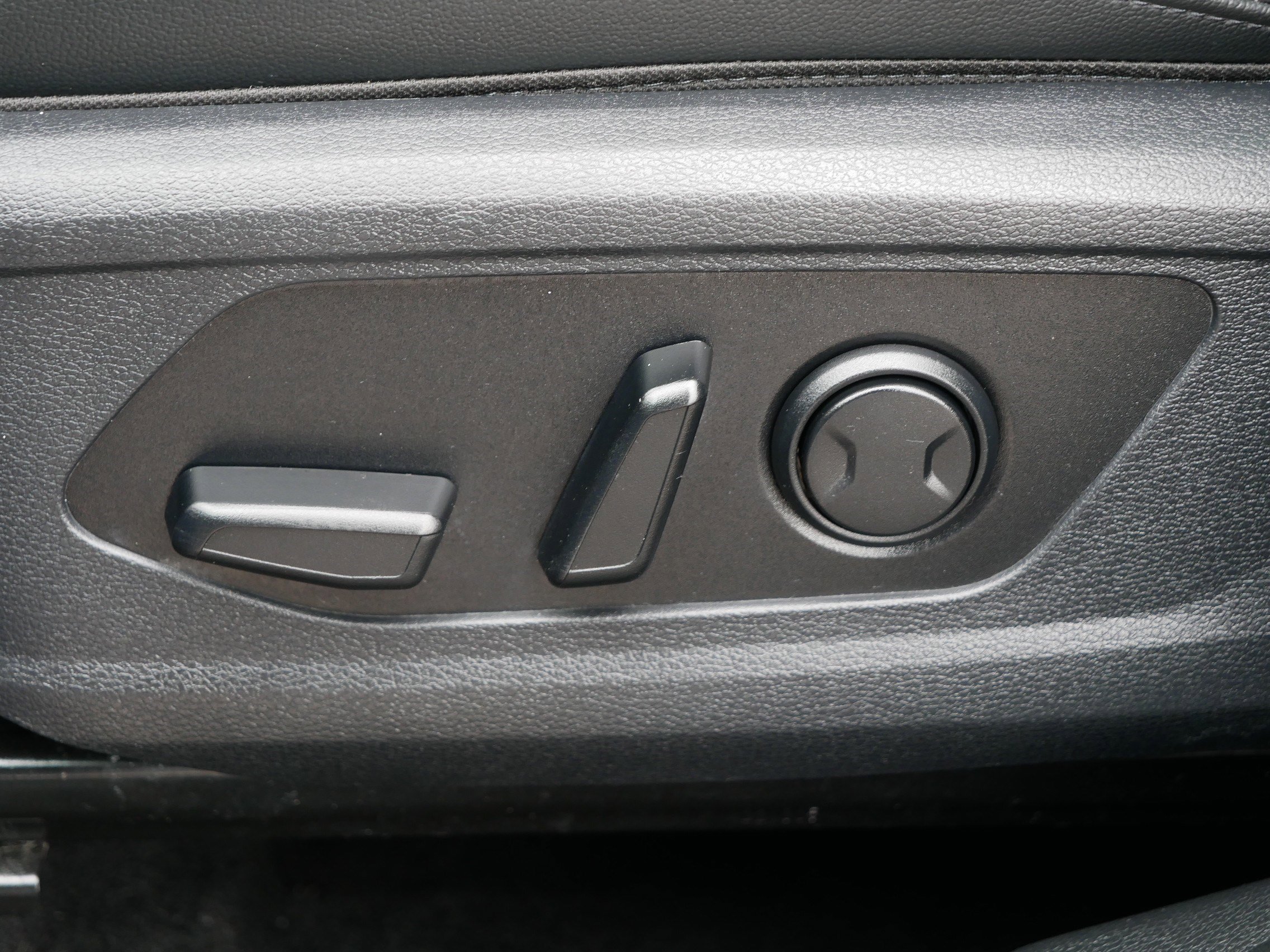 Certified 2023 Kia Sportage X-Line w/ X-Line Premium Package image 20