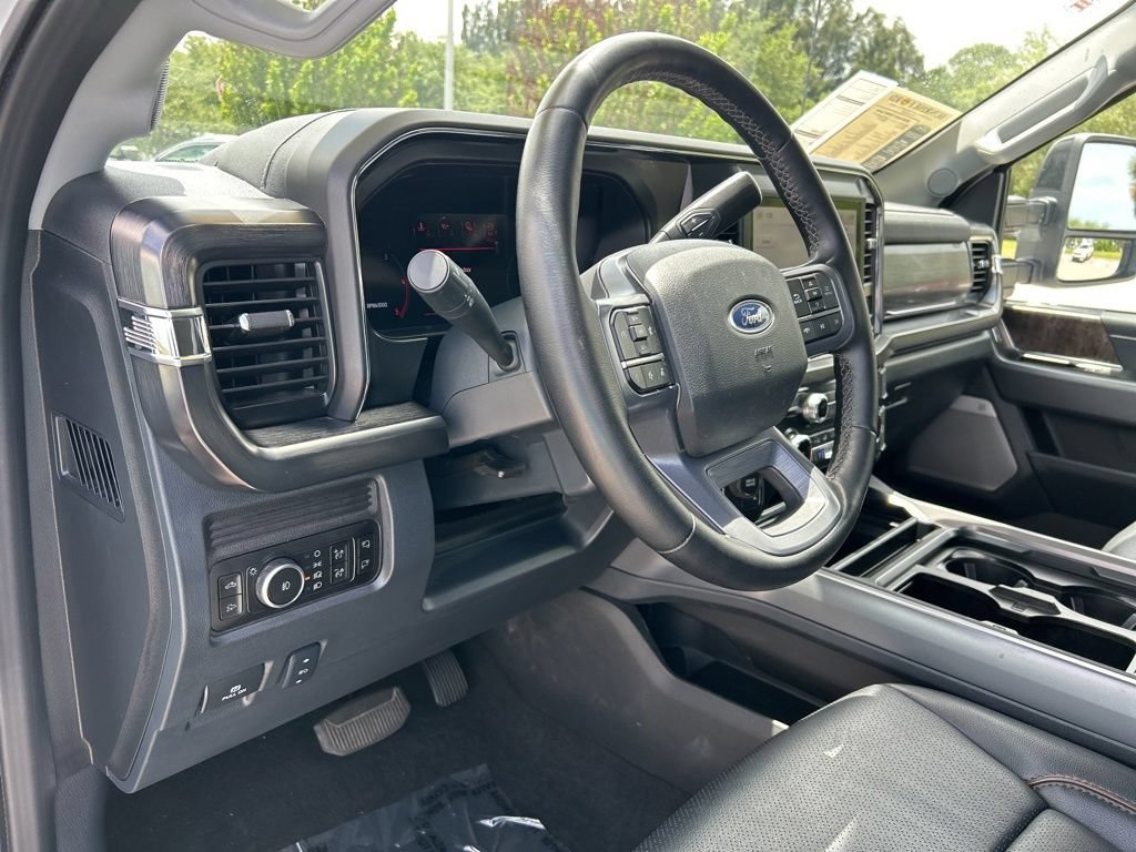 Used 2026 Ford F250 Lariat AWD/4WD image 22