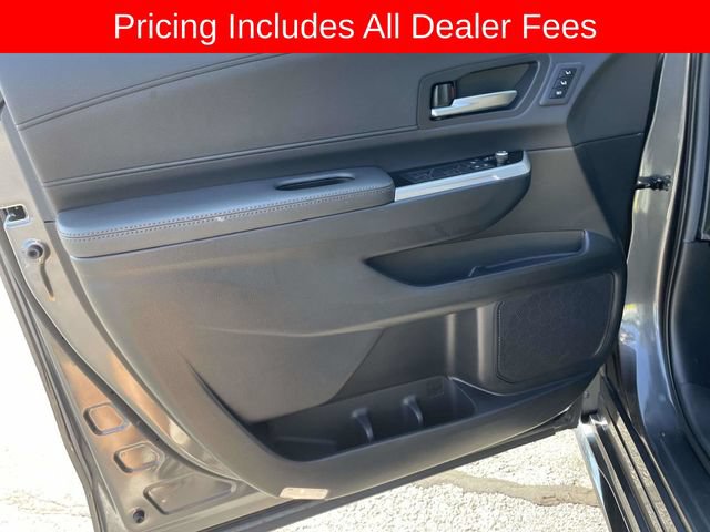 Used 2025 Toyota Sienna Platinum AWD/4WD image 20