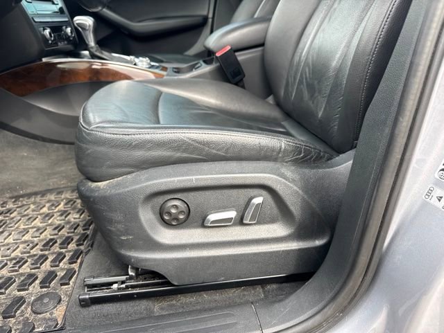 Used 2015 Audi Q5 2.0T Premium Plus w/ Technology Package AWD/4WD image 32
