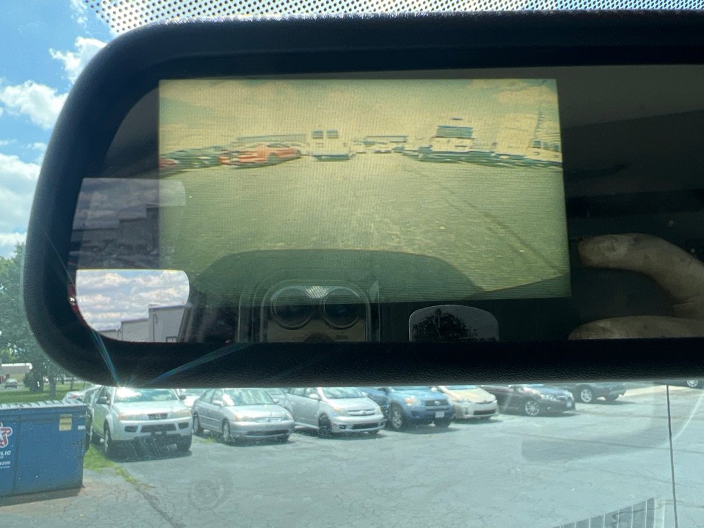Used 2018 Chevrolet Express 3500 w/ Driver Convenience Package image 37
