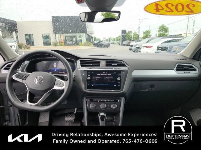 Used 2024 Volkswagen Tiguan S FWD image 11