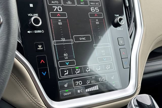 Used 2025 Subaru Outback Limited image 18