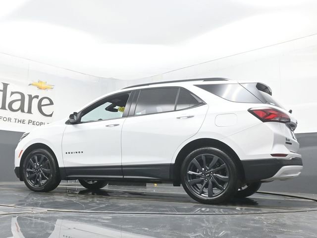 Used 2022 Chevrolet Equinox RS w/ LPO, Floor Liner Package image 54