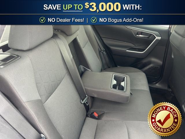 Used 2025 Toyota RAV4 XLE AWD/4WD image 23