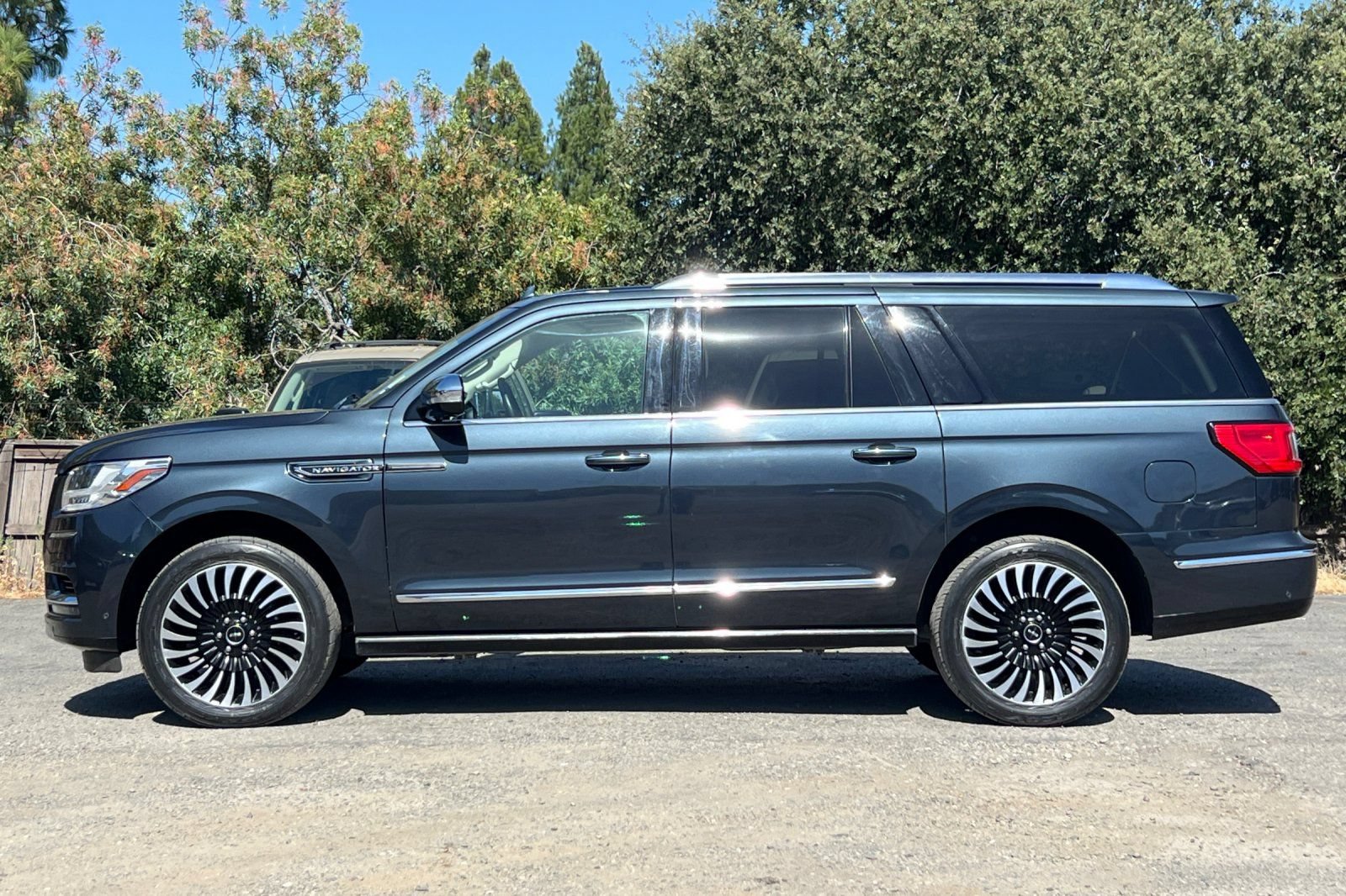 Used 2021 Lincoln Navigator L Black Label AWD/4WD image 7