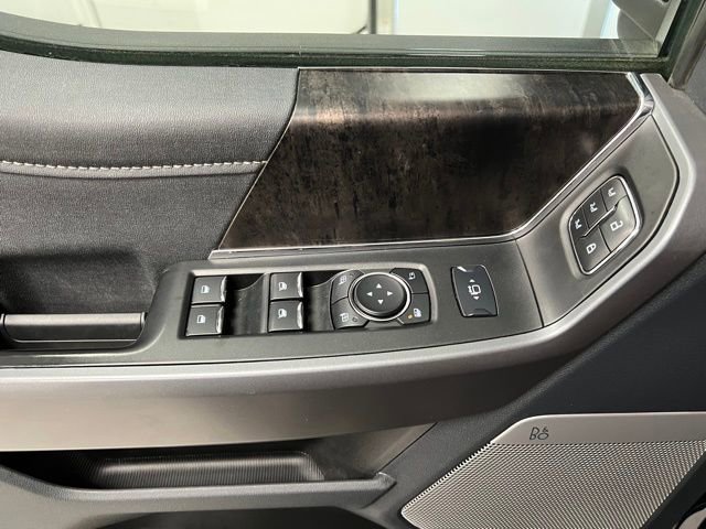 Used 2025 Ford F350 Lariat w/ Black Appearance Package AWD/4WD image 24