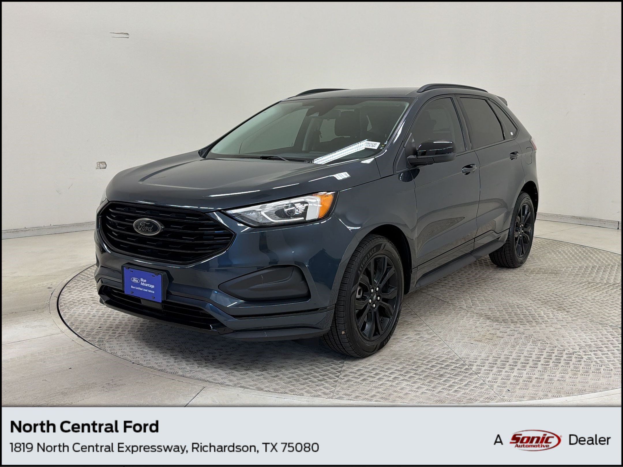 Certified 2022 Ford Edge SE w/ Black Appearance Package