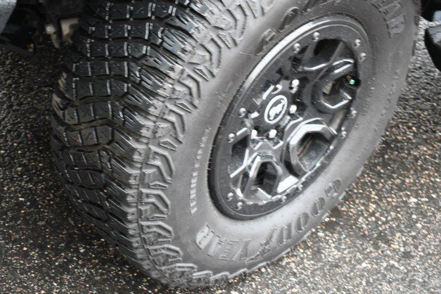 Used 2024 Ford Bronco Wildtrak image 11