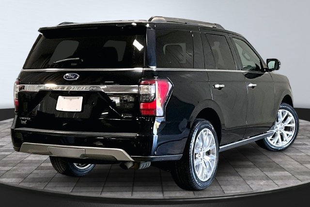 Used 2018 Ford Expedition Limited w/ Equipment Group 302A AWD/4WD image 5