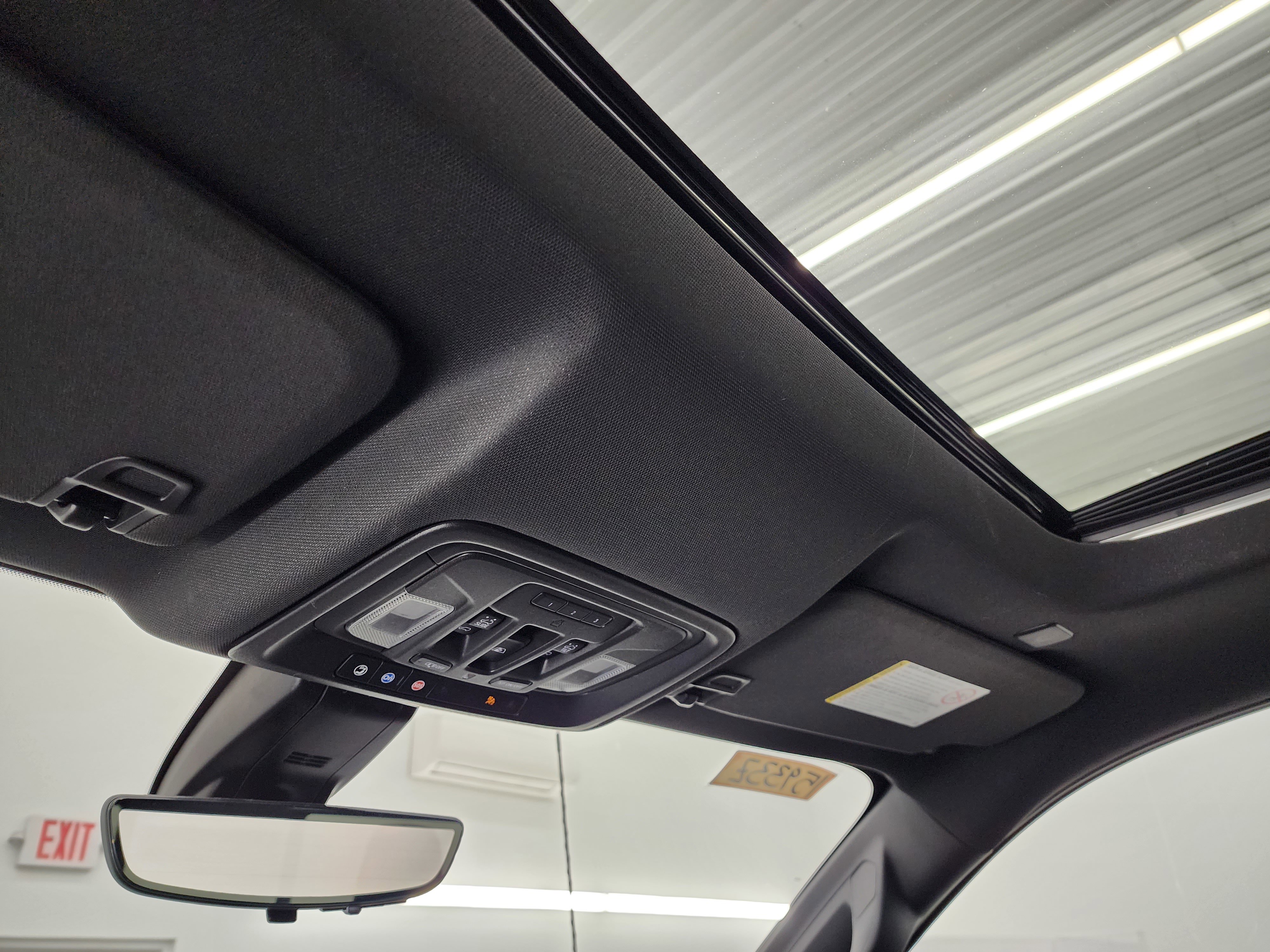 Used 2022 Chevrolet Silverado 3500 High Country image 13