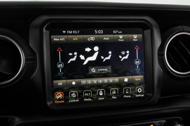 Used 2021 Jeep Wrangler Unlimited Sahara w/ Cold Weather Group AWD/4WD image 35