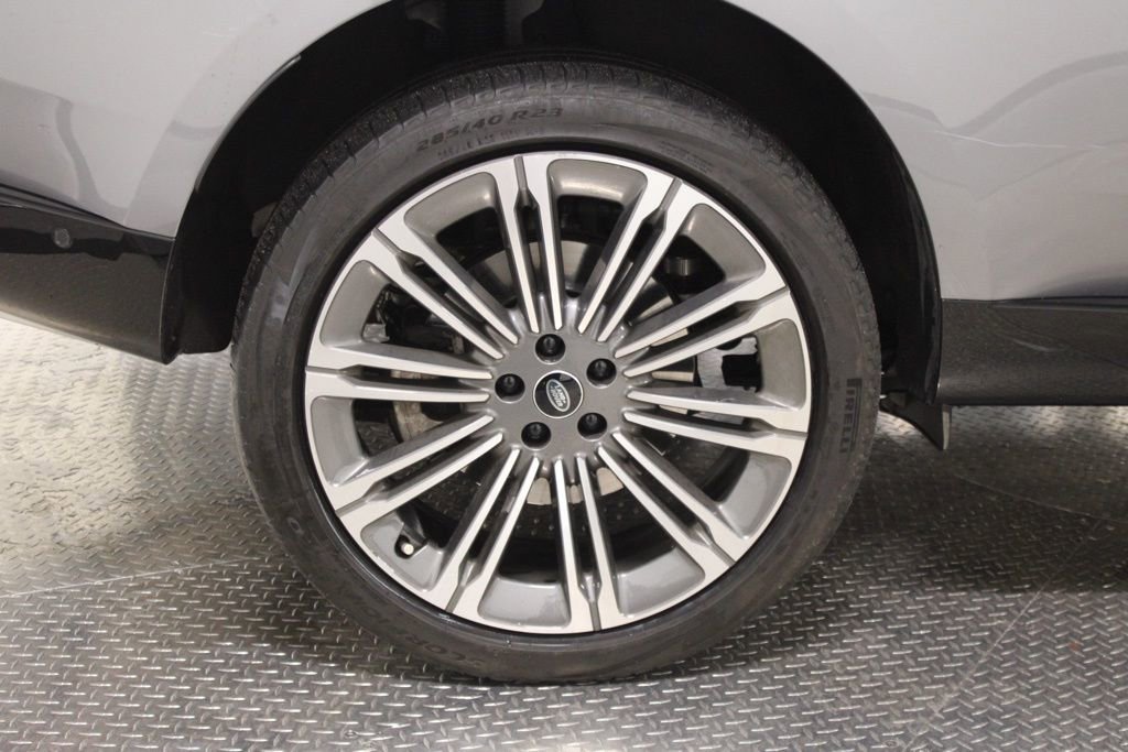 Used 2023 Land Rover Range Rover SE image 13
