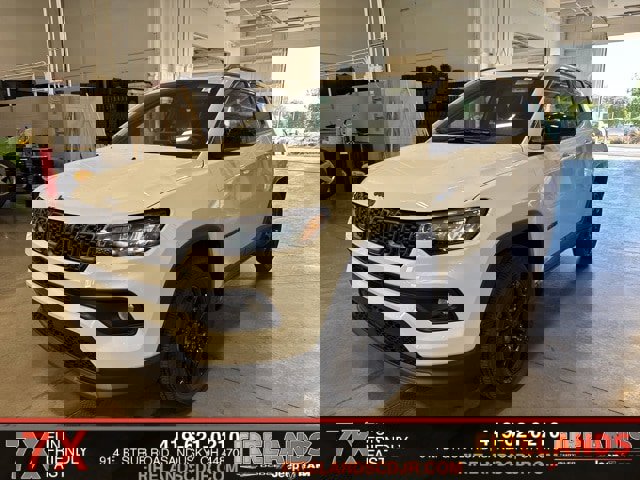 New 2025 Jeep Compass Latitude