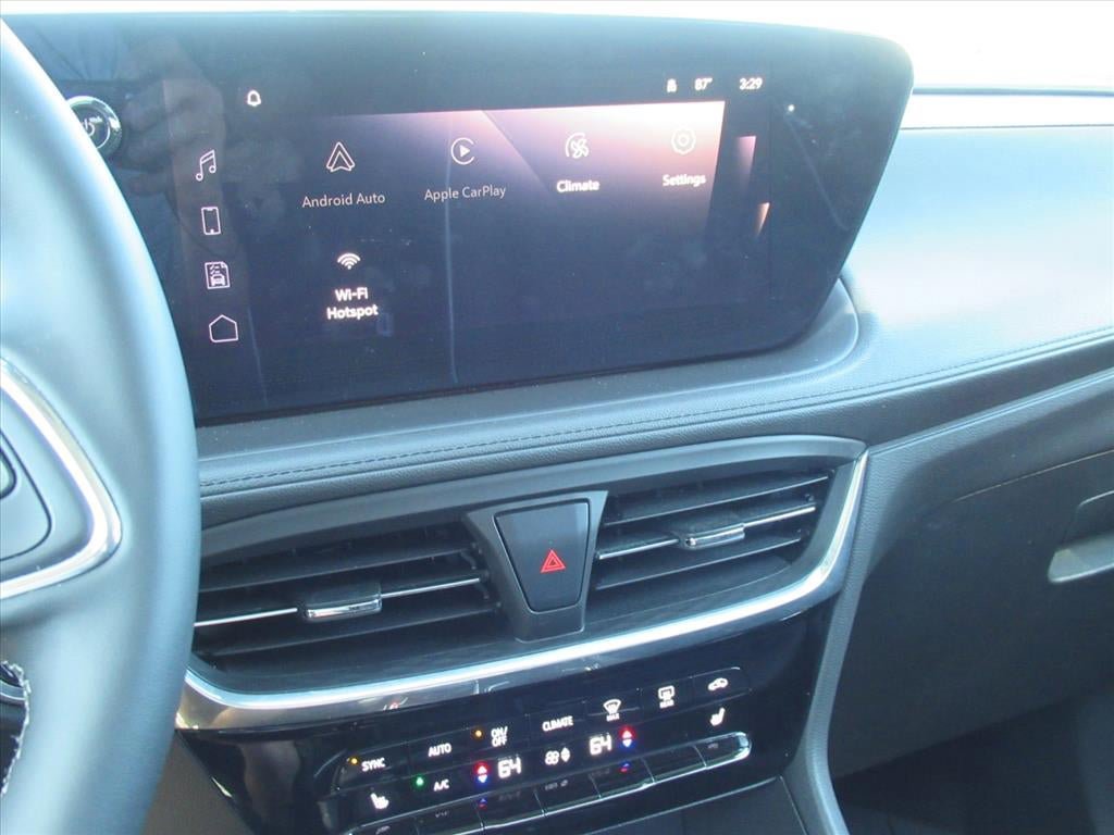 Used 2024 Buick Encore GX Avenir w/ Avenir Convenience Package AWD/4WD image 24