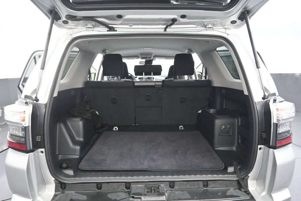 Used 2024 Toyota 4Runner SR5 RWD image 14