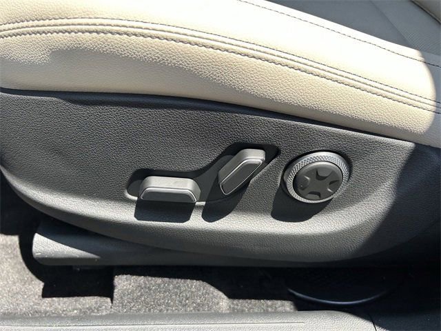 Used 2026 Genesis GV70 2.5T image 23