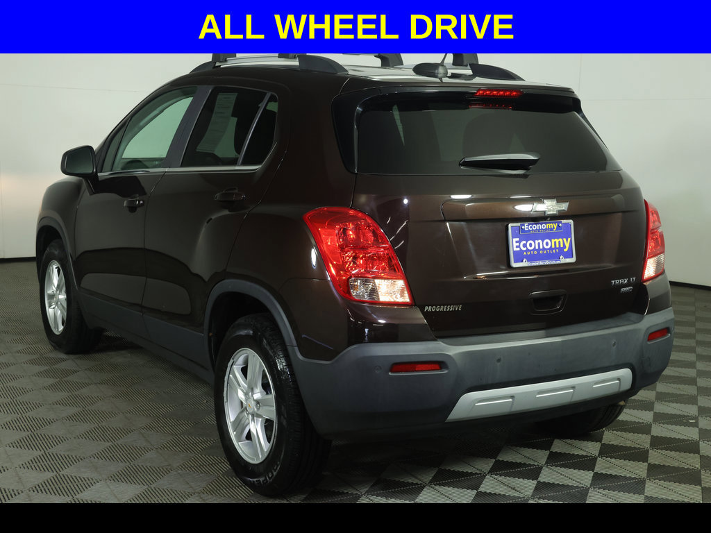 Used 2016 Chevrolet Trax LT w/ LT Sun and Sound Package AWD/4WD image 6