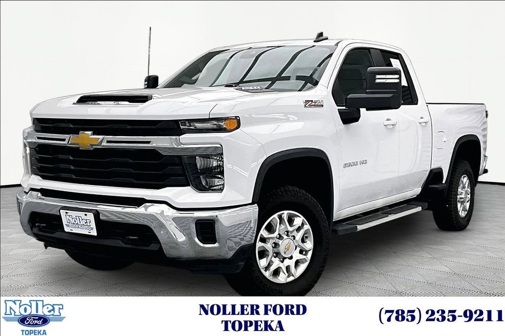 Used 2024 Chevrolet Silverado 2500 LT AWD/4WD image 1