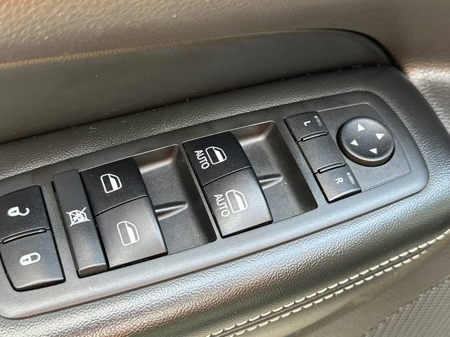 Used 2017 Jeep Grand Cherokee Limited AWD/4WD image 27