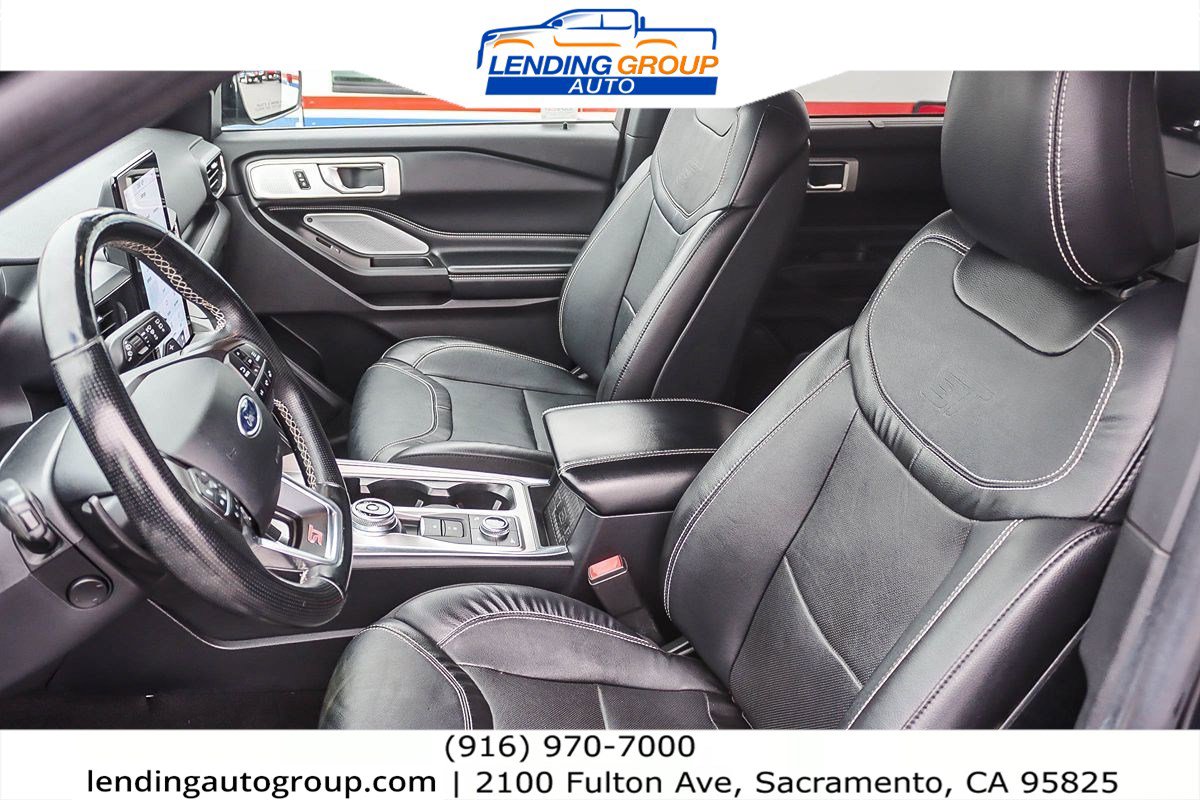 Used 2020 Ford Explorer ST w/ ST Street Pack image 16