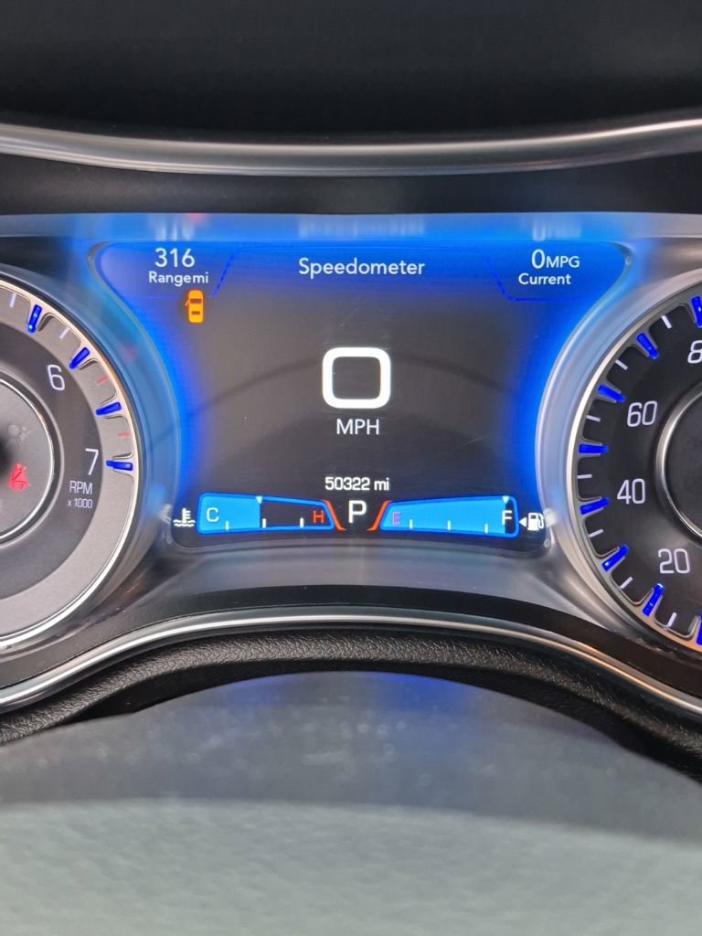 Used 2020 Chrysler 300 Touring w/ Sport Appearance Package image 37