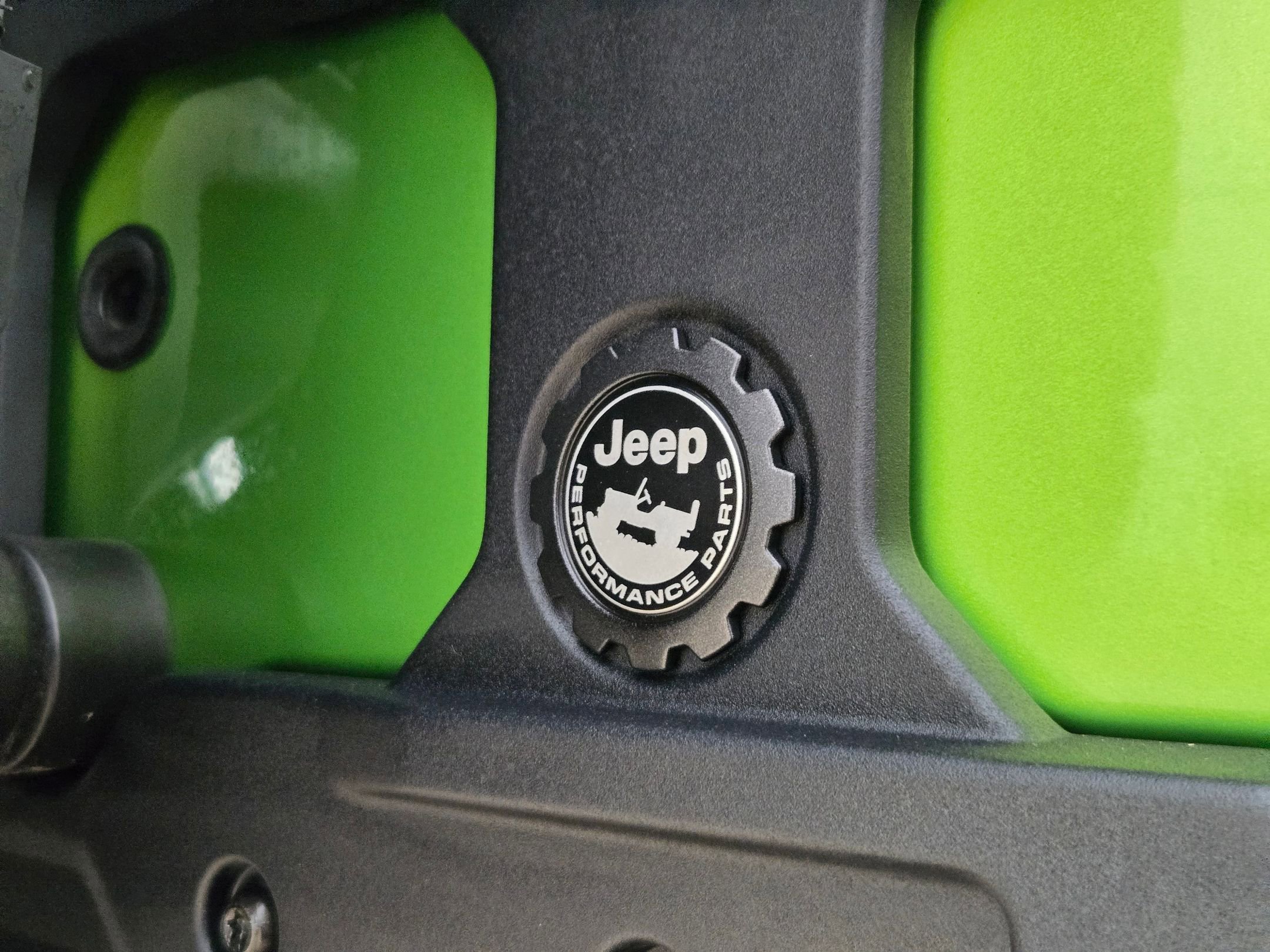 Used 2025 Jeep Wrangler Unlimited Rubicon w/ XTREMEE 35" Tire Package image 27