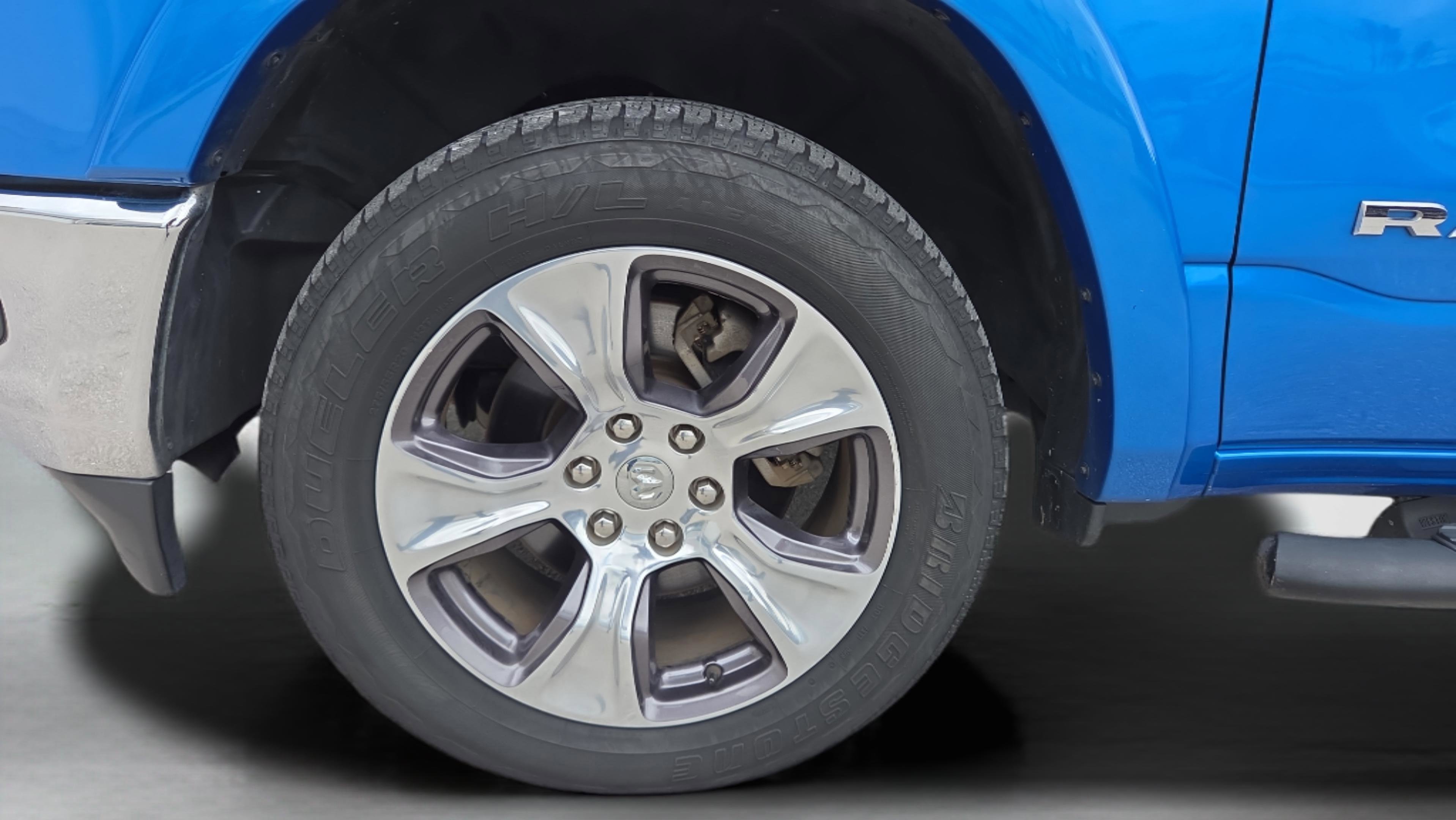 Used 2020 RAM 1500 Laramie AWD/4WD image 40